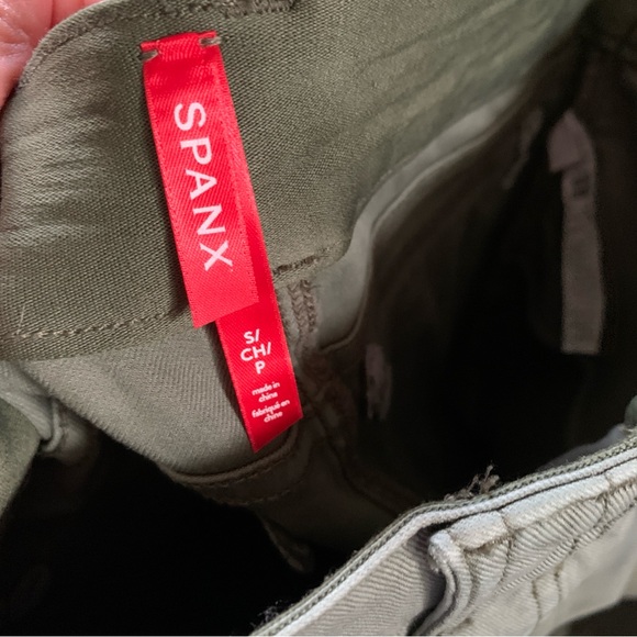 NWOT Spanx ankle cargo pant tight leggings size Small - Picture 3 of 11